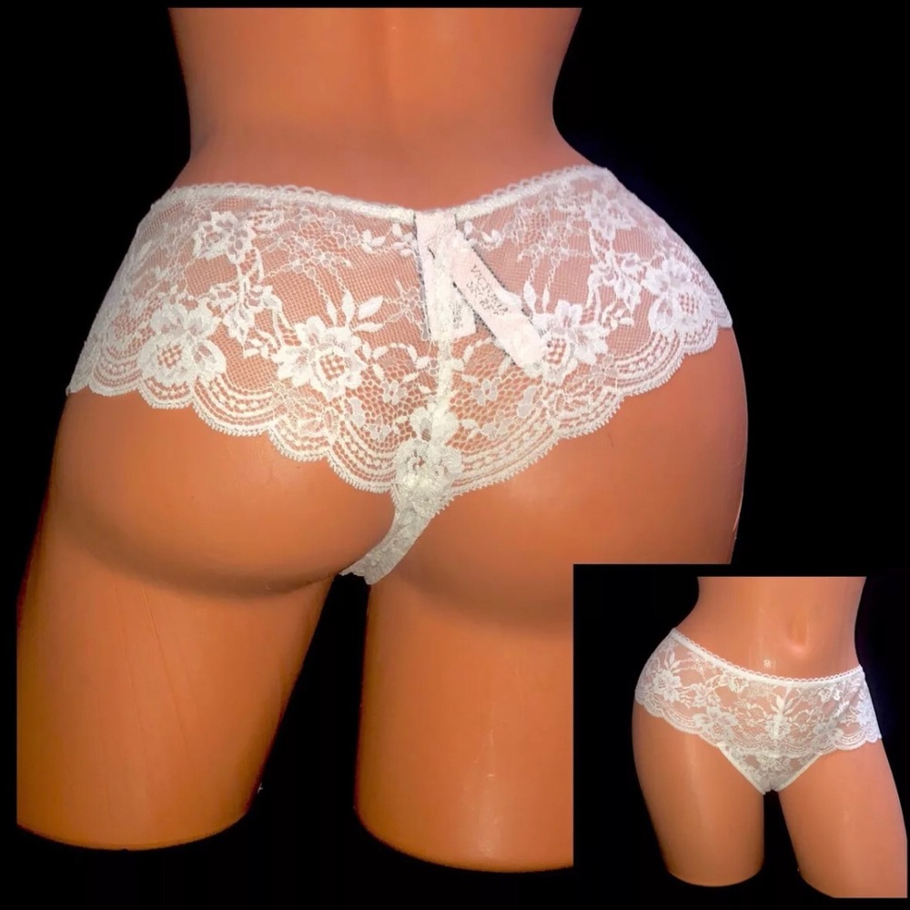 Victoria’s Secret Lace Thong white